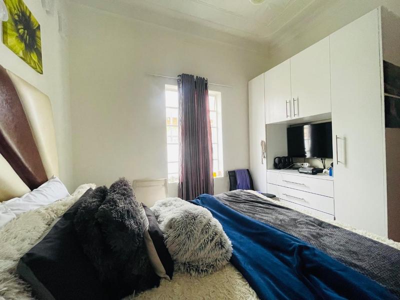 7 Bedroom Property for Sale in Orange Grove Eastern Cape